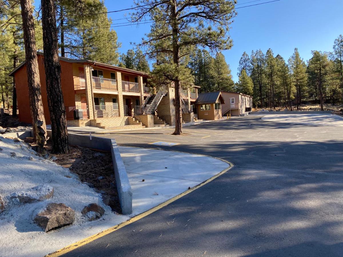 Motel In The Pines Munds Park Dış mekan fotoğraf